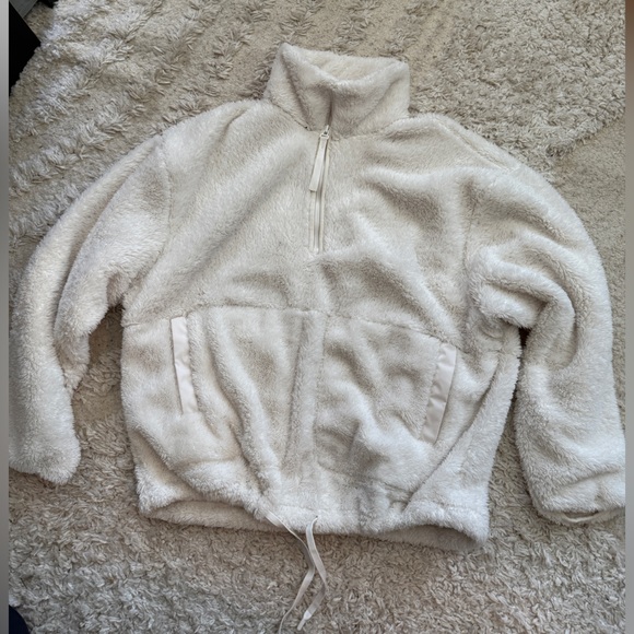 all in motion Tops - Cozy White Fleece Jacket Size S (fits M)